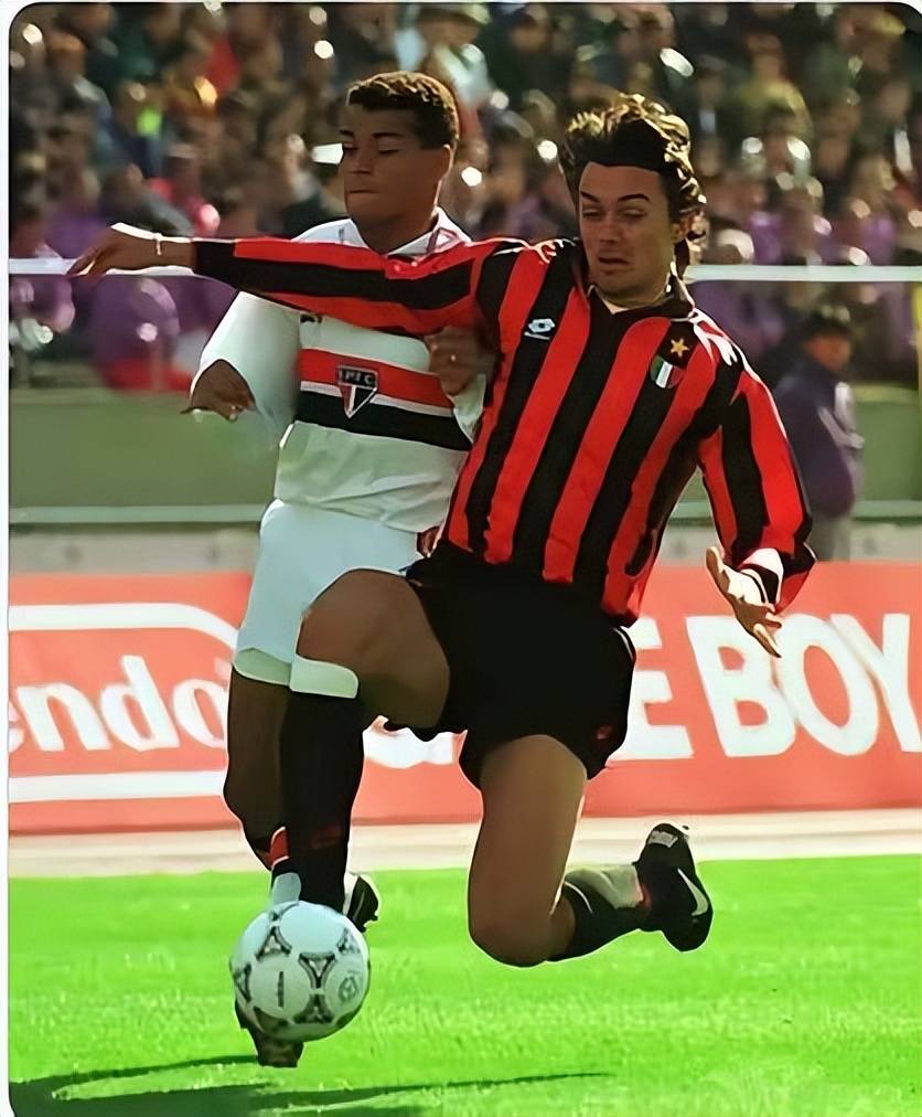 AC米兰客场险胜桑普多利亚,欧冠资格更稳 AC米兰客场险胜桑普多利亚,欧冠资格更稳