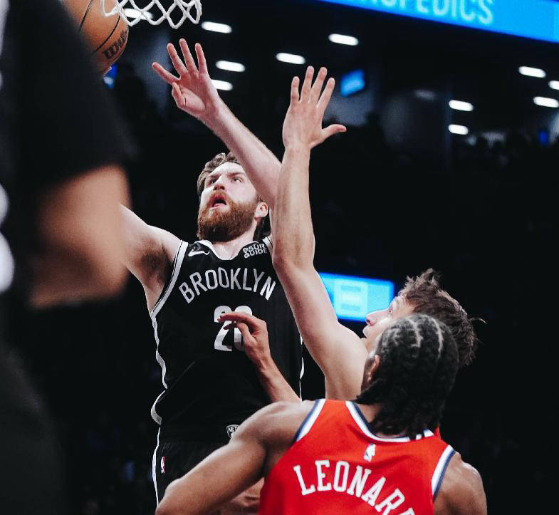 开云体育登录-哈登生涯最低得分，篮网分惨败湖人