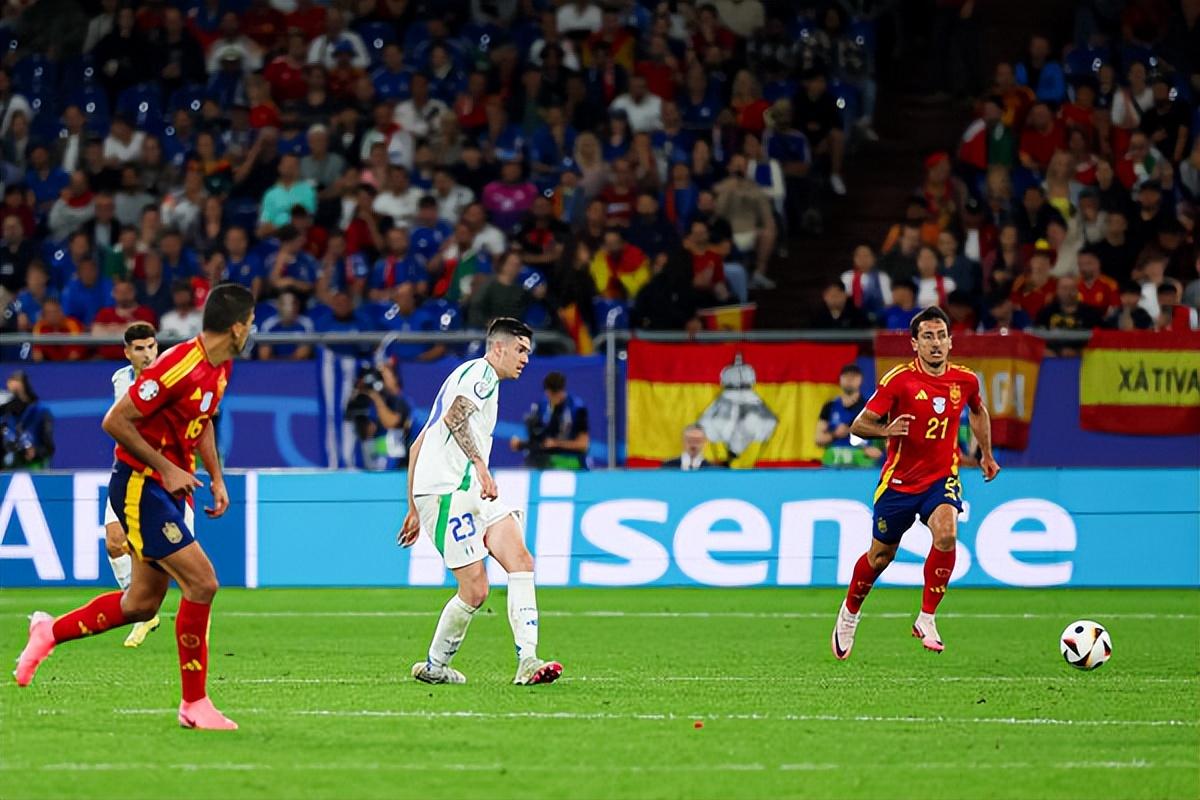 西班牙客场小胜,稳固小组第一位置的简单介绍 西班牙客场小胜,稳固小组第一位置的简单介绍