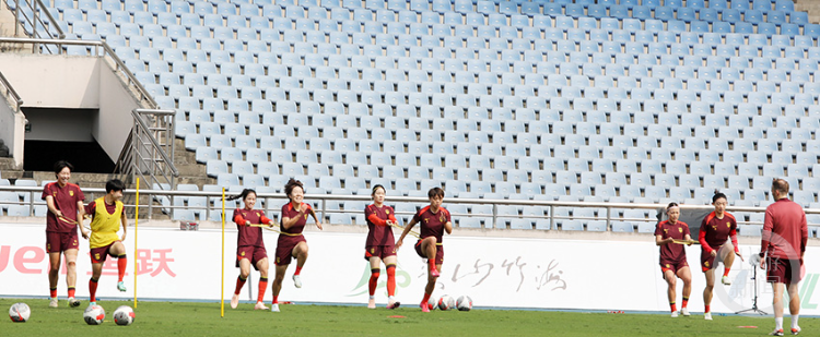 惊险刺激!国际女足冠军赛总冠军揭晓 惊险刺激!国际女足冠军赛总冠军揭晓