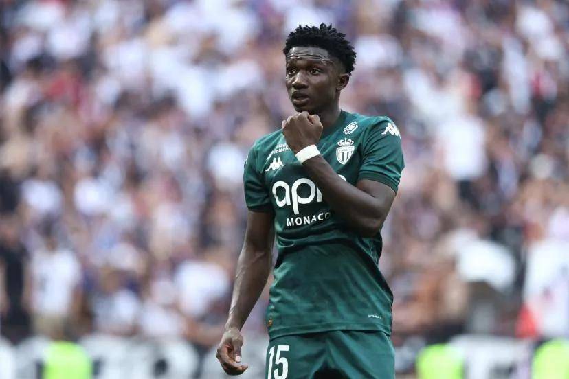 开云体育入口-关于失误连连！法甲豪门被后劲十足球队逼平的信息