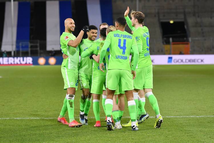 霍芬海姆打出进攻狂潮,实现大比分胜利 霍芬海姆打出进攻狂潮,实现大比分胜利