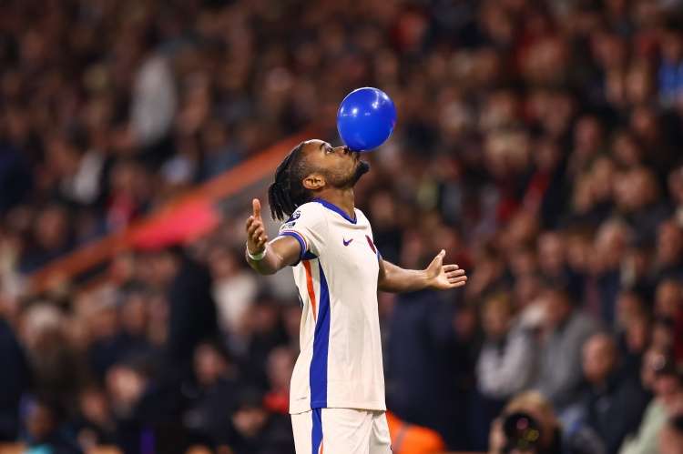 瓜迪奥拉力挺瓦尔迪:英超最佳射手不仅仅是他 瓜迪奥拉力挺瓦尔迪:英超最佳射手不仅仅是他