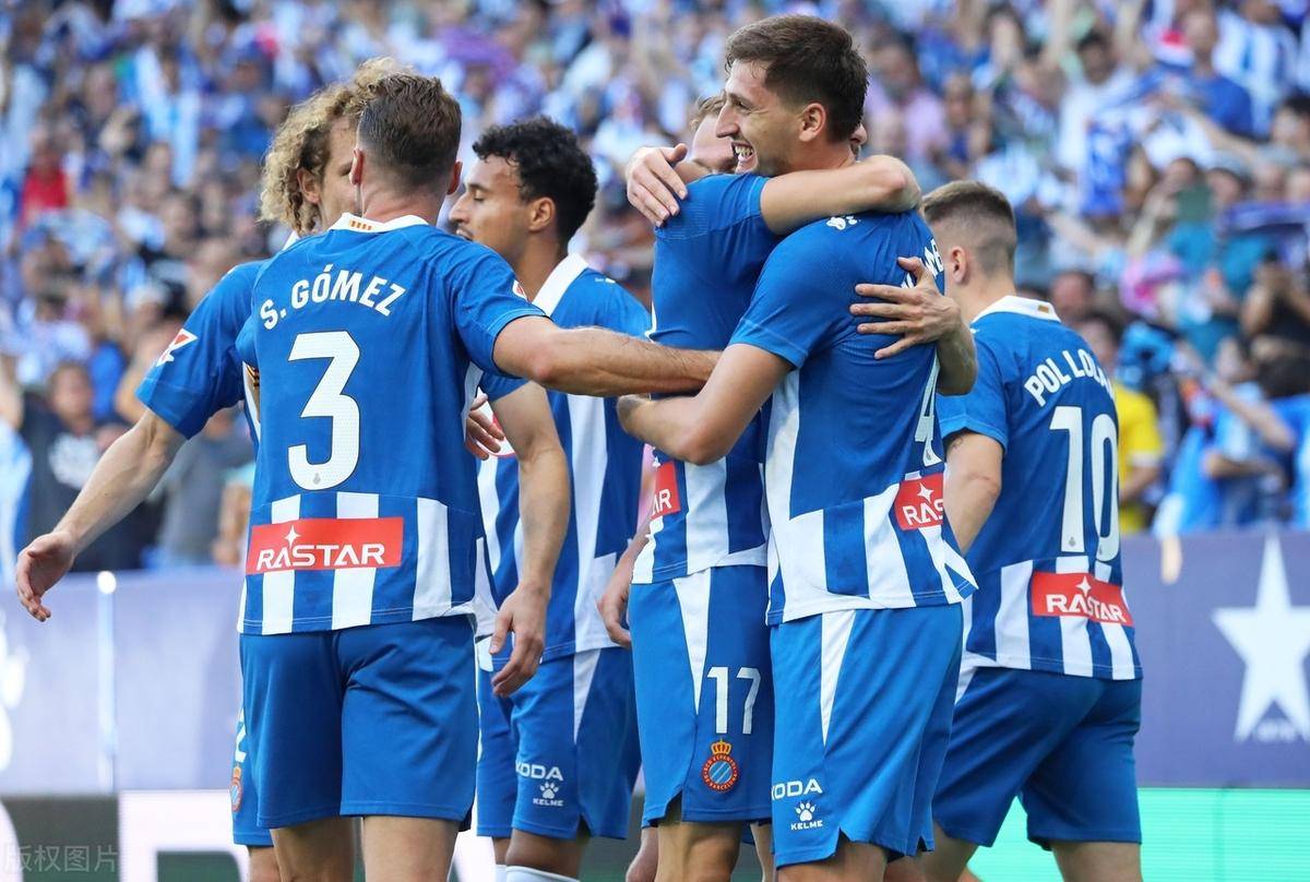 开云体育下载-瓦伦西亚迎战塞维利亚，双方实力对比难分伯仲的简单介绍