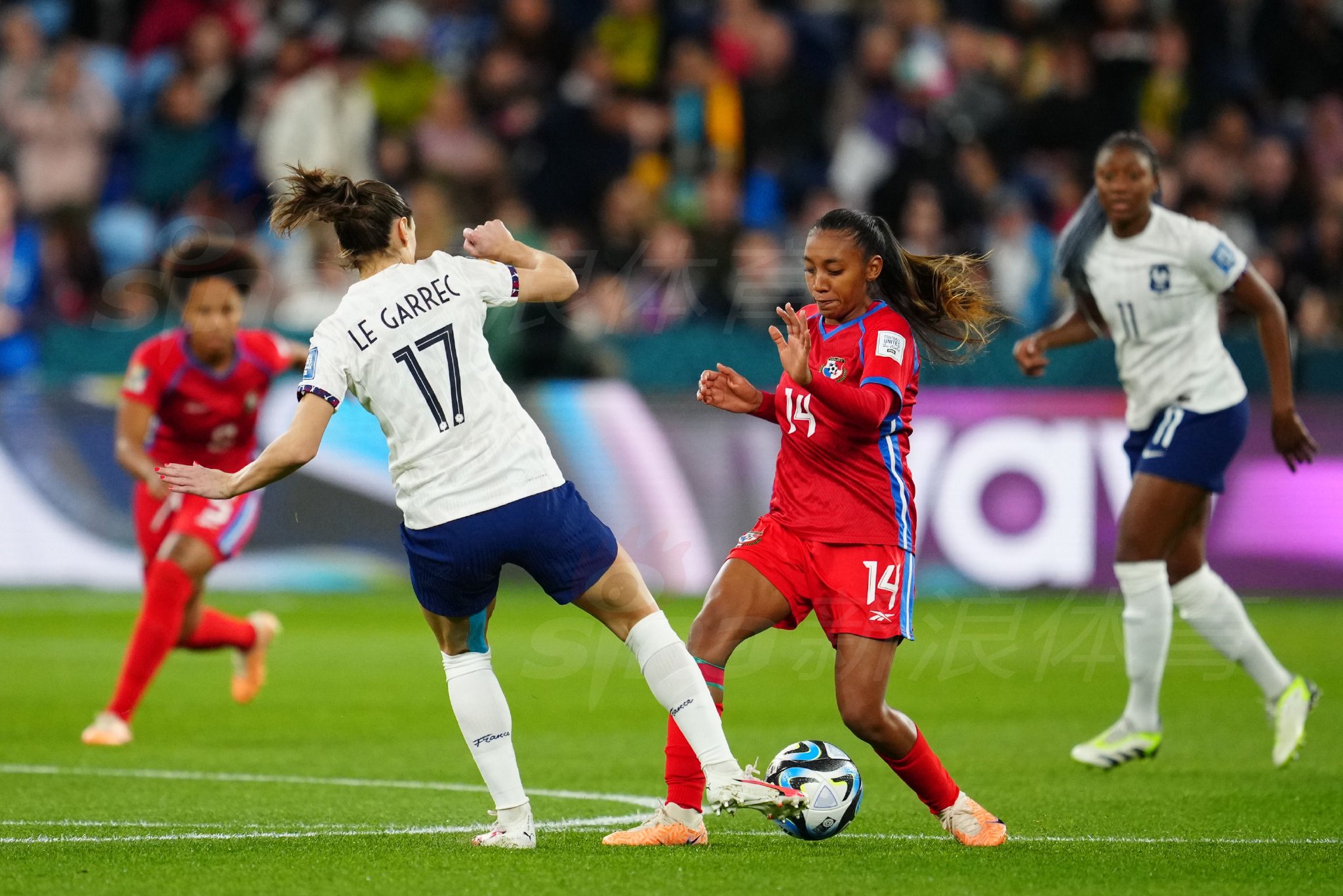 开云APP-法国女足比赛中获得连胜，排名第一