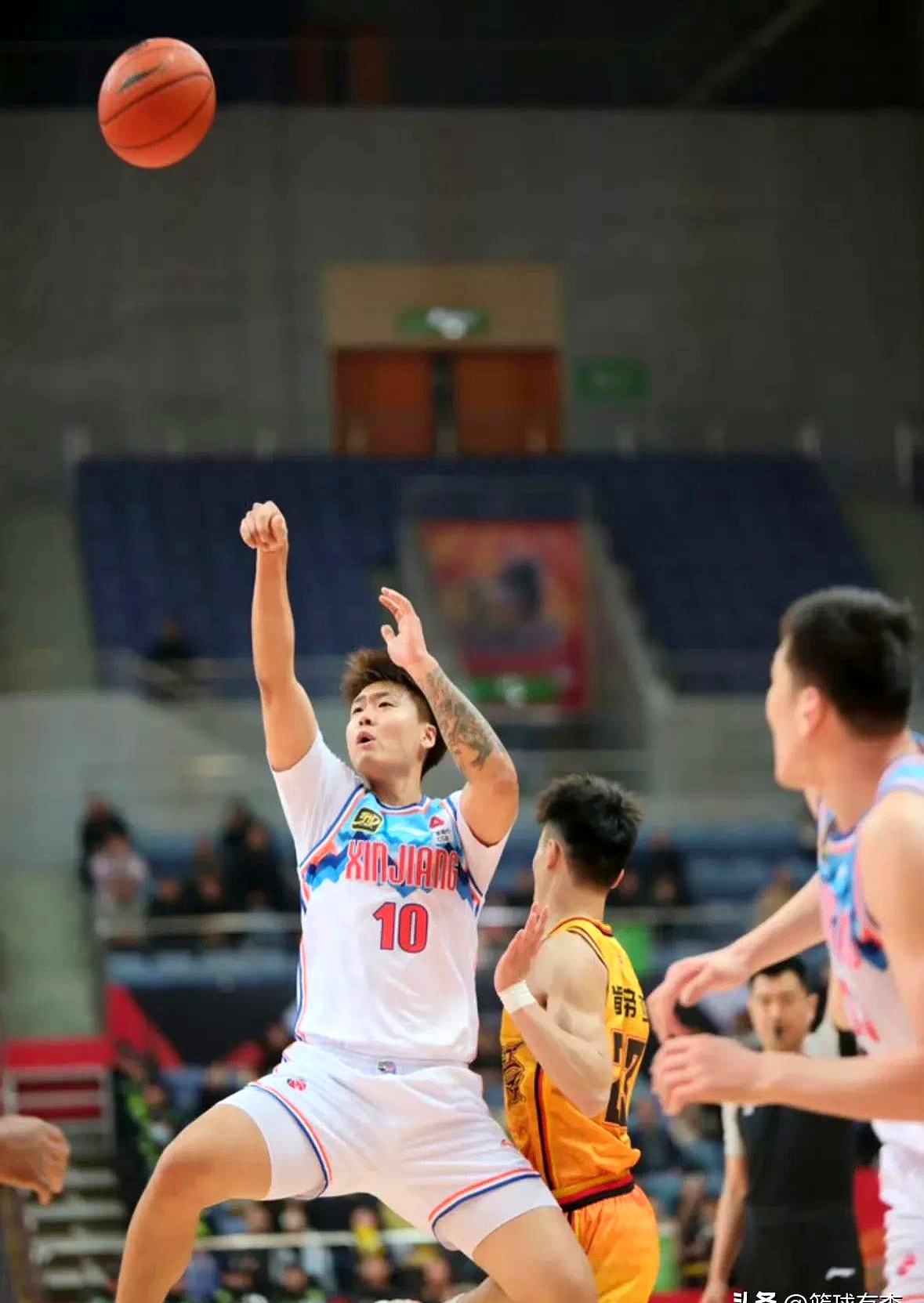 江苏男篮实力突出，大胜对手晋级下一轮的简单介绍