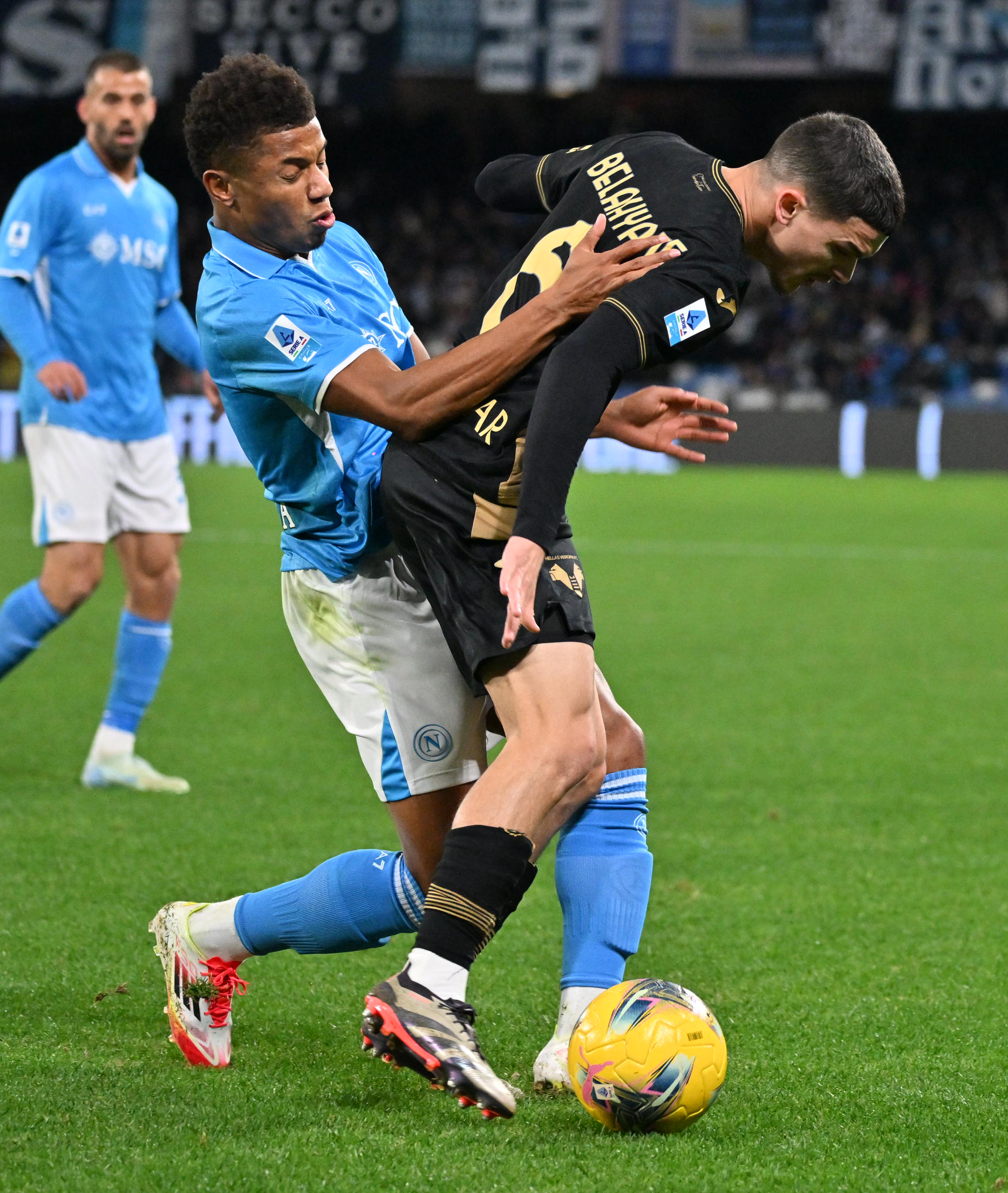 开云体育入口-包含那不勒斯主场取胜，意甲榜首宝座依然坚守的词条