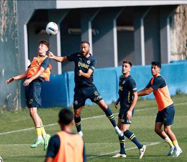 包含多特蒙德签下巴斯托尼年轻天才，球迷期待他的表现的词条