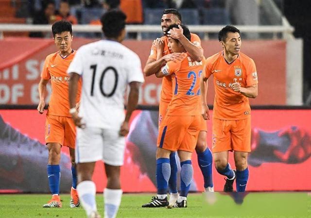 包含本轮关键对决，鲁能将在主场迎战苏宁争夺三分的词条