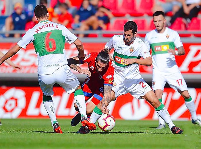 主场优势发挥极致，球队锋线犀利得分手法的简单介绍