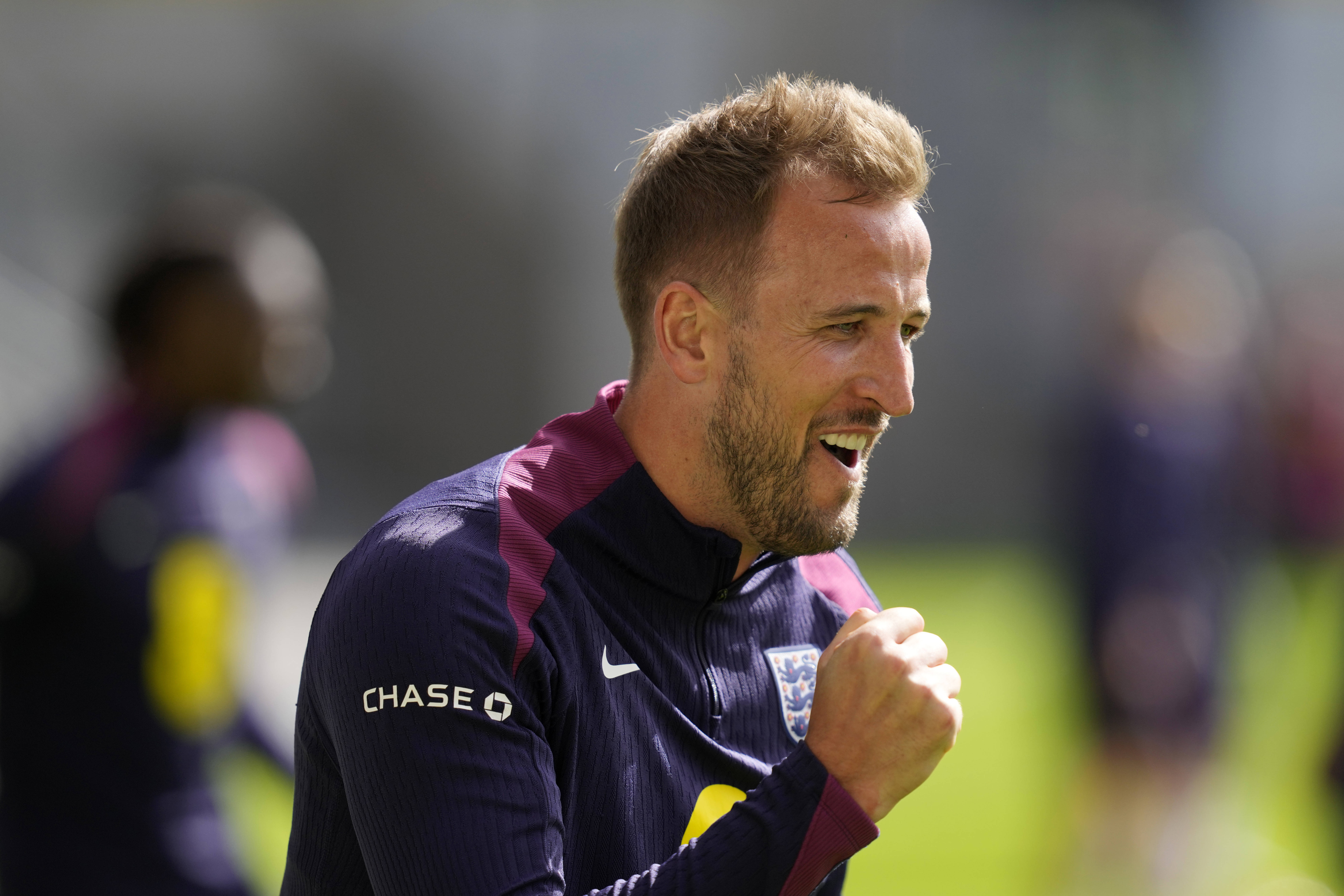 英格兰队在欧洲杯比赛中表现出色 英格兰队在欧洲杯比赛中表现出色