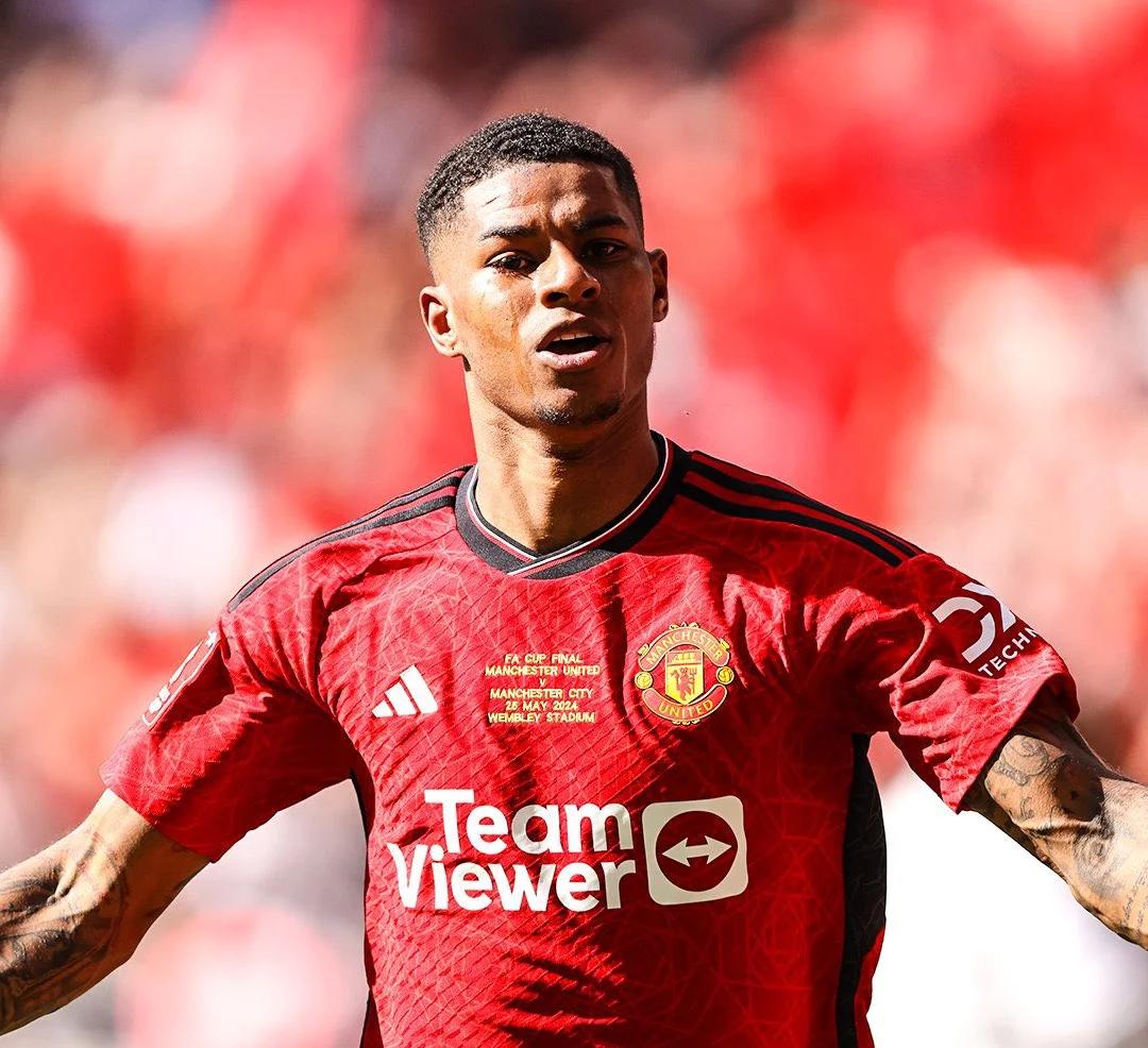 开云体育入口-曼联逆转获胜，拉什福德实力再现，球迷喜出望外