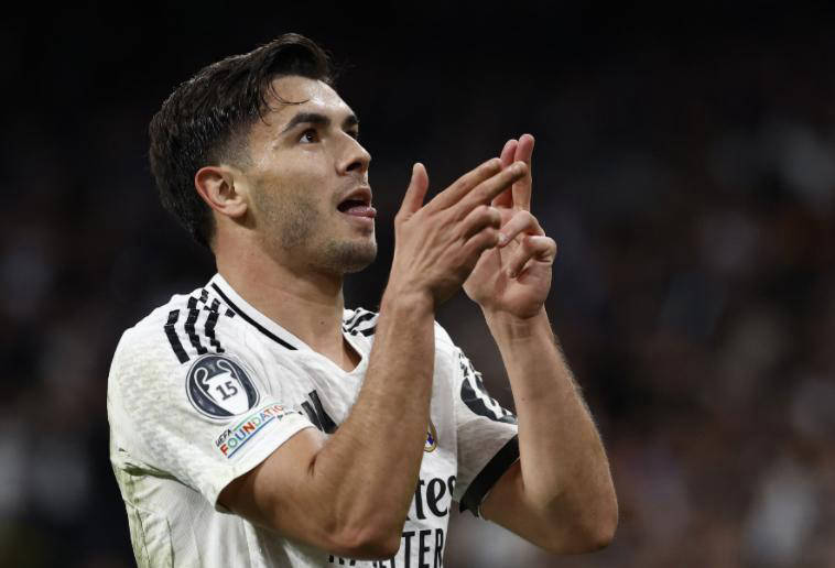 开云体育官网-职业球员技术精湛，精彩表现让人惊叹的简单介绍