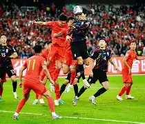 兄弟齐心的团结之战：欧洲预选赛无惧强敌的简单介绍