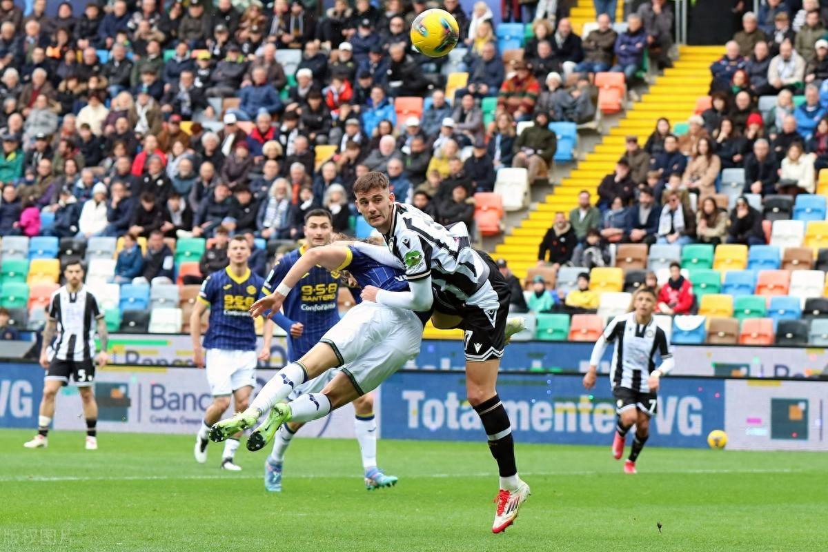 开云体育APP下载-调整后的帕尔马，艰难战胜维罗纳