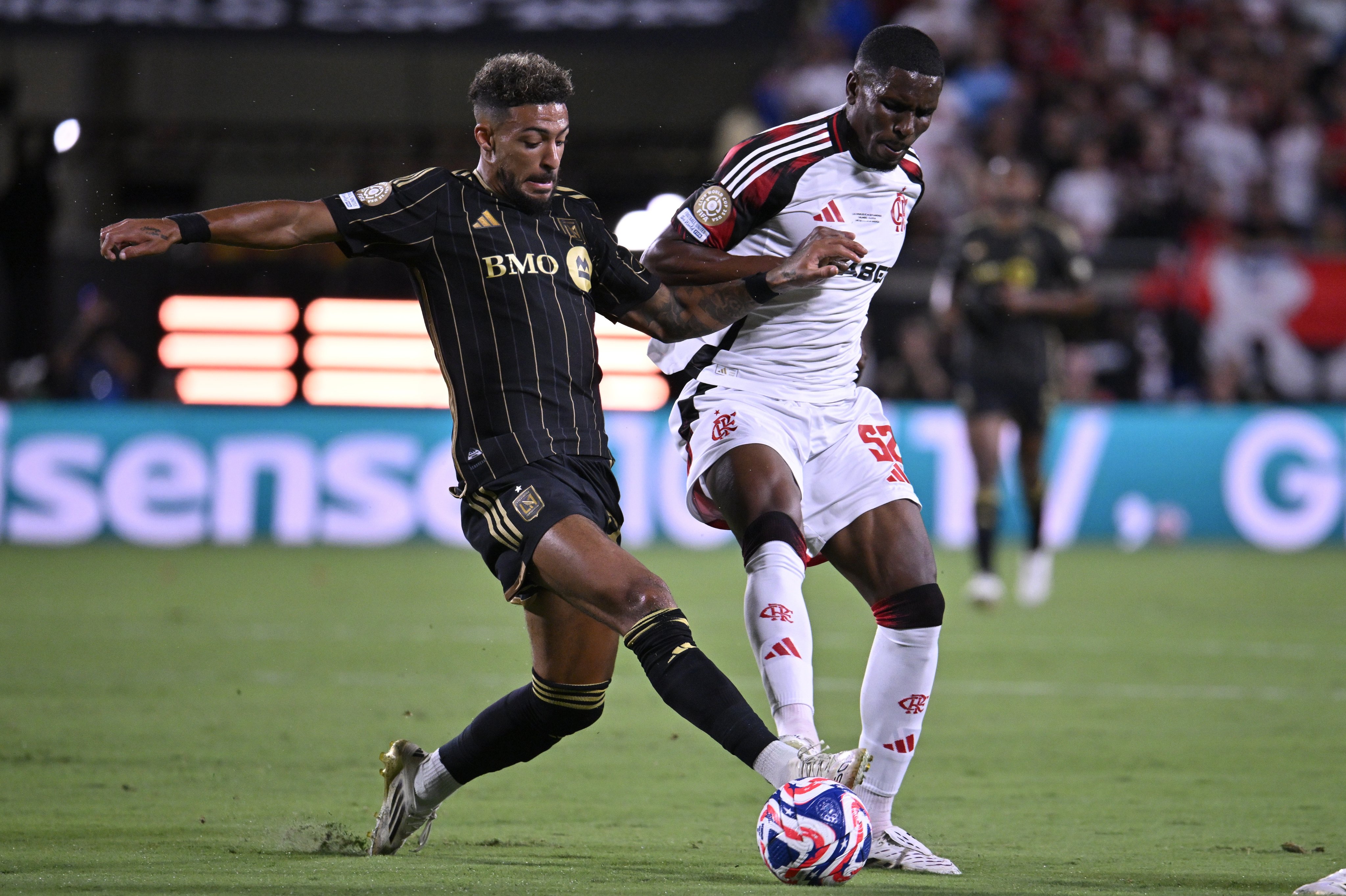 切尔西绝杀逆袭!主帅情绪激动 切尔西绝杀逆袭!主帅情绪激动