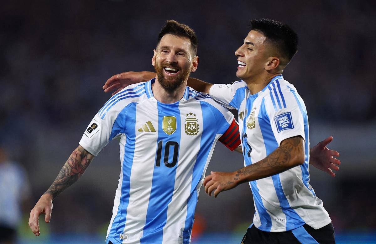 开云平台-包含梅西四球助阿根廷击败比利时，乌拉圭队逼平荷兰晋级的词条