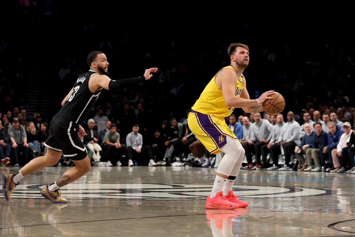 开云APP-东契奇遭遇巴萨击败,奥运会局势紧张