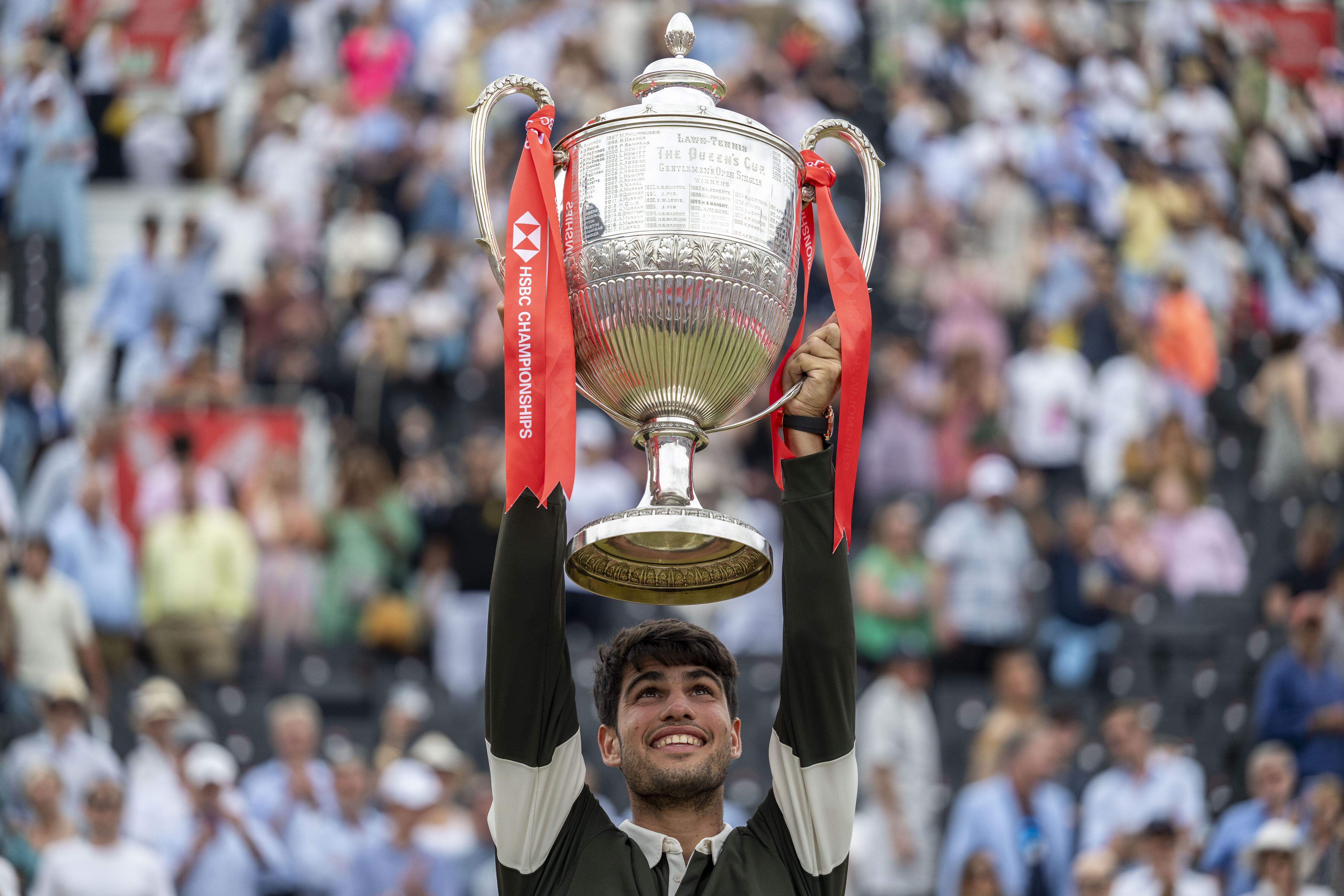 开云体育下载-关于英国网球队鏖战德国网球队，阿尔卡拉斯打破历史纪录的信息