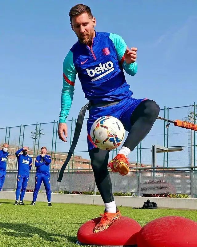 豪门对决!游泳上演世纪大战 豪门对决!游泳上演世纪大战