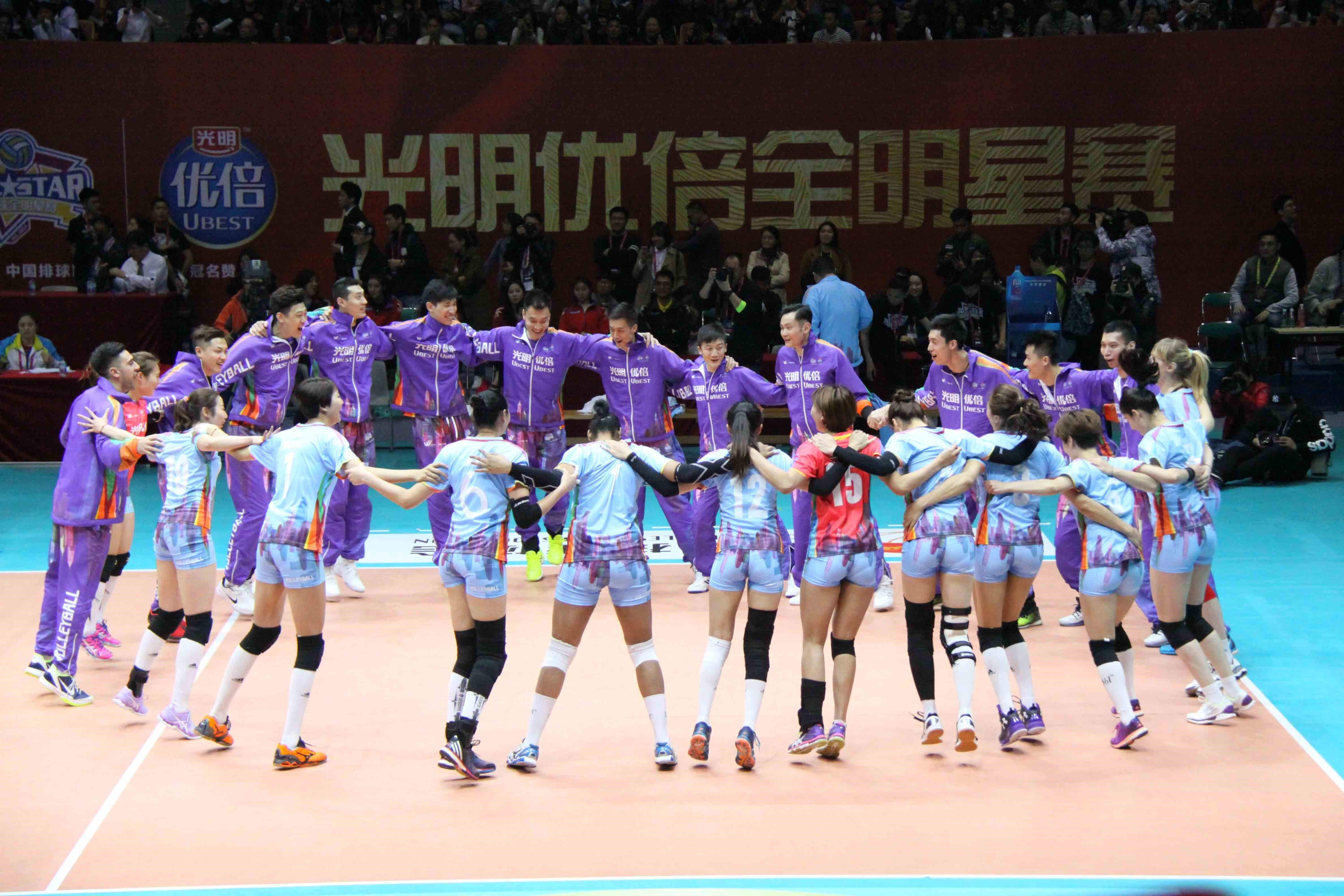 豪门对决!排球上演世纪大战 豪门对决!排球上演世纪大战