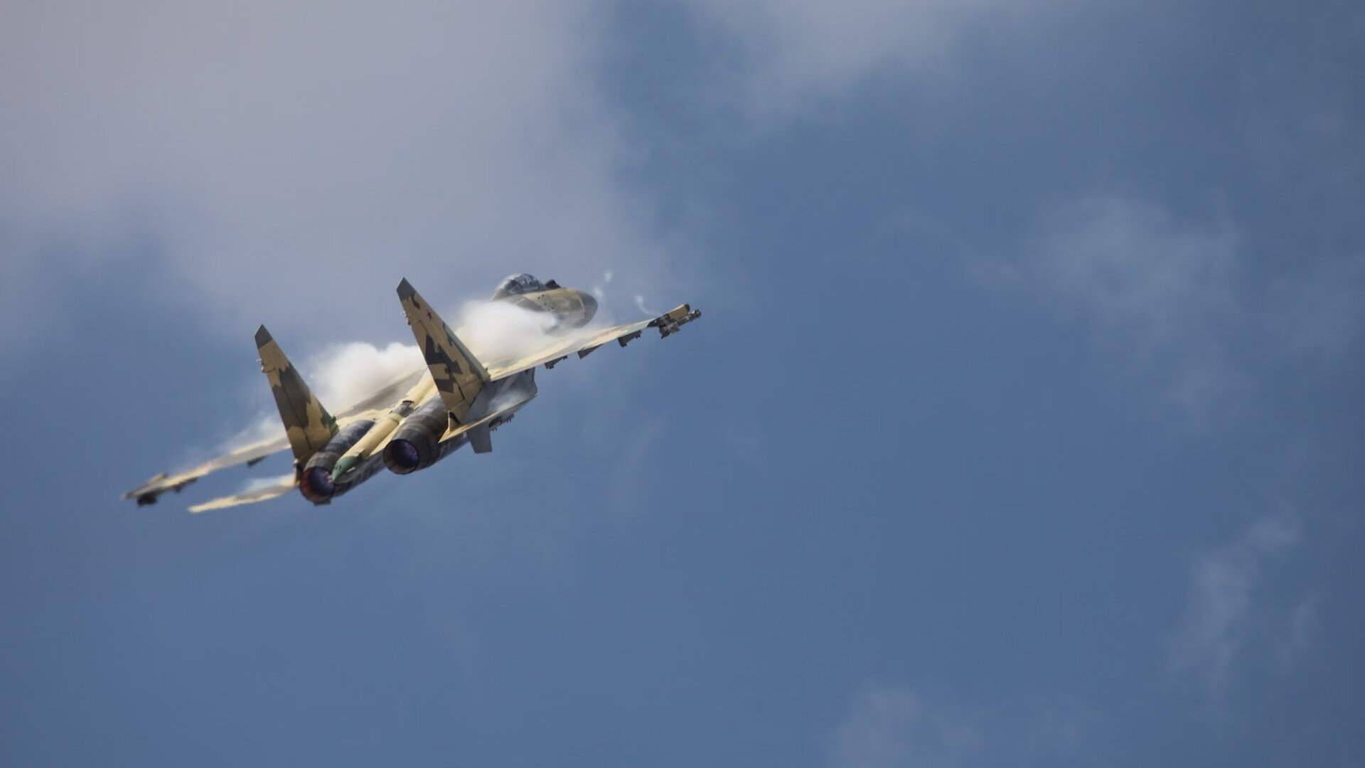 开云平台-冰与火之歌，芬兰引擎点燃卡塔尔夜空—F1新赛季揭幕战焦点解析