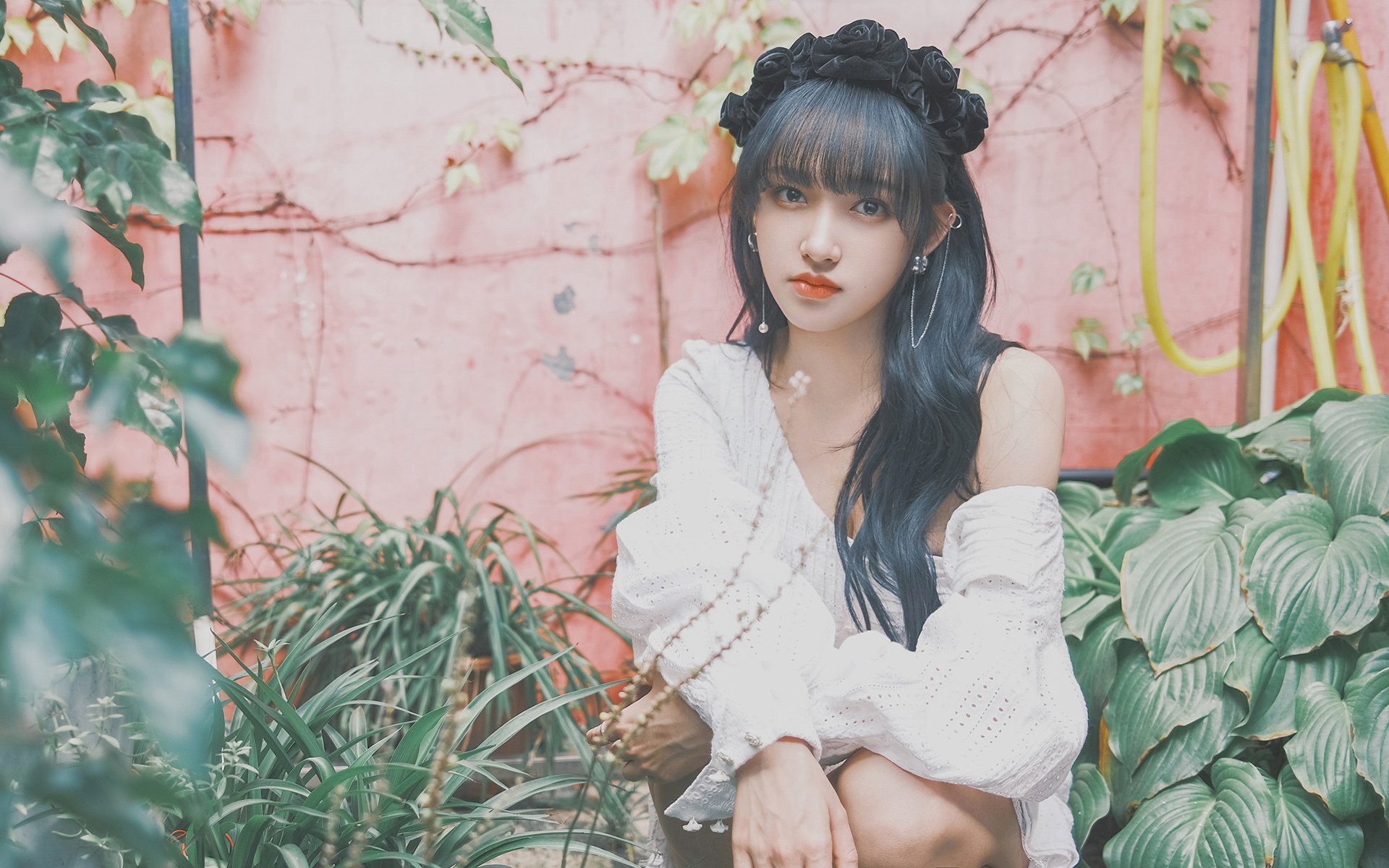 赛道新王加冕，乔治在F1新赛季揭幕战之夜展现冠军锋芒