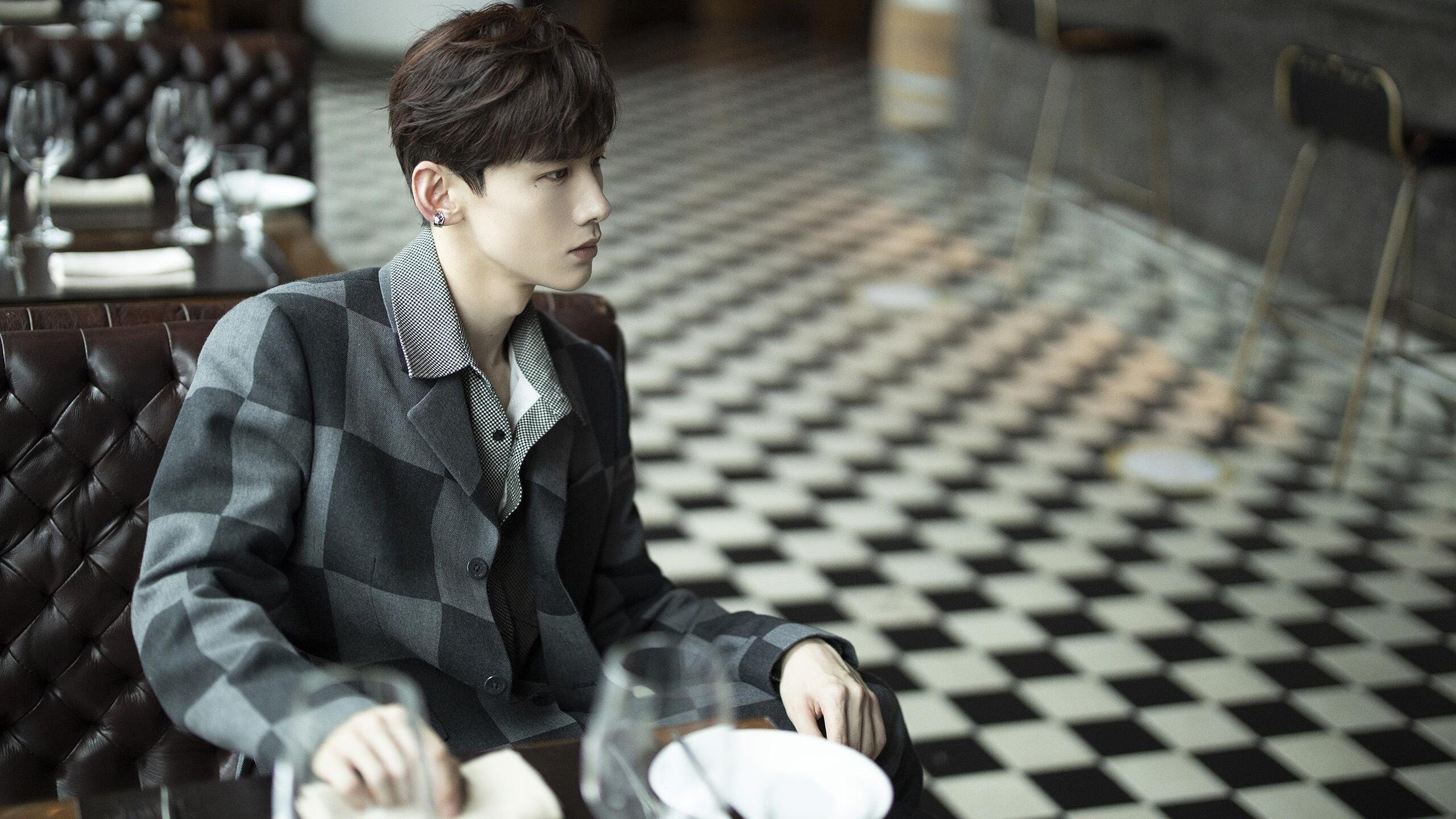 开云体育入口-足球世界的双响炮，当喀麦隆铁血遇上弗拉霍维奇的锋芒