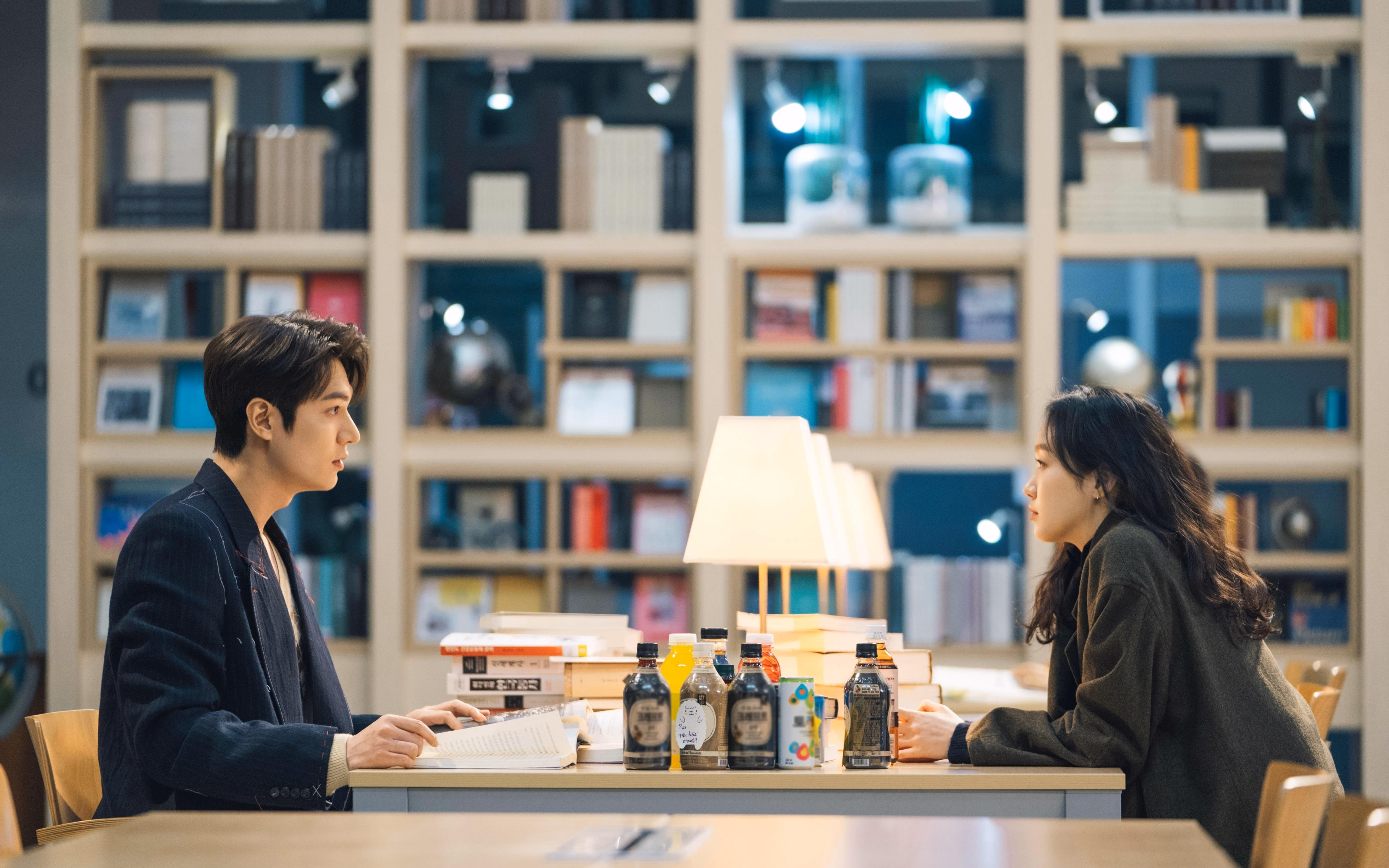 开云官网-铁幕与尖刀，门迪的攻防艺术如何为皇家社会斩落那不勒斯