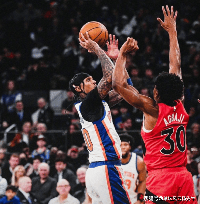 尼克斯狂胜深圳队,乔治冠军级表现 尼克斯狂胜深圳队,乔治冠军级表现